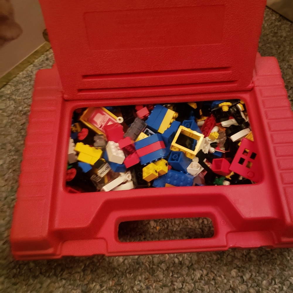 LEGOS